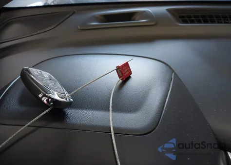 2019 Chevrolet Equinox Lt z USA, uszkodzony, nr VIN 2GNAXTEV8K6282590